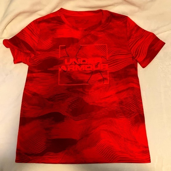 Under Armour boys T-shirt - Picture 1 of 8